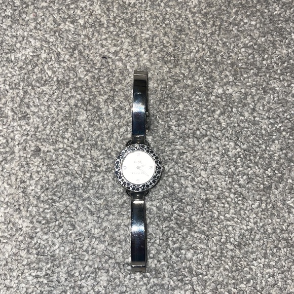 Coach watch - Picture 4 of 4